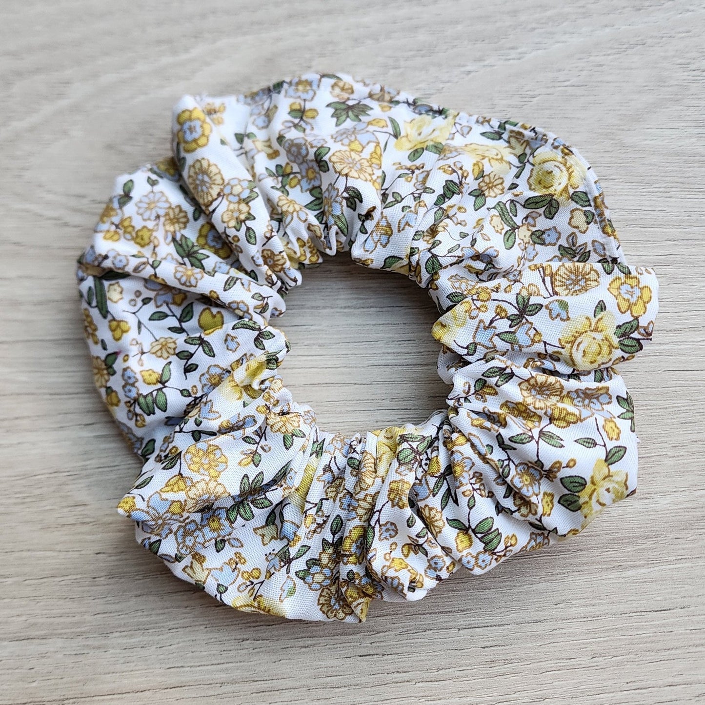 Chouchou Fleuri jaune